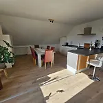 Haus Des Schneiders 아파트